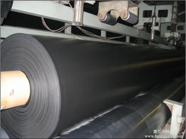 geomembrane sheet extruder,geomembrane extrusion line,geomembrane extrusion machine